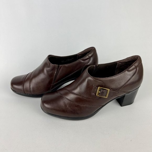 Clarks Womens Scheme Oyster Brown Leather Heeled Bootie Shootie Loafers size 7.5 - Picture 3 of 16